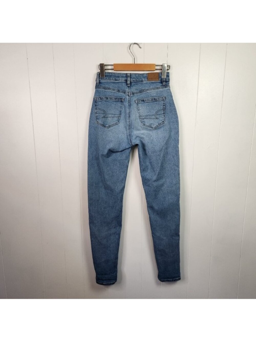 American Eagle AEO Mom Jeans Stretch High Waisted Rise Tapered Size 00 Long Tall - Picture 6 of 10